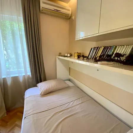 Διαμέρισμα Center 1 *