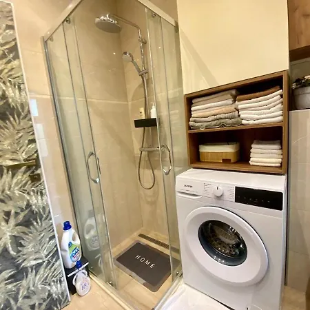 Center 1 Ποντγορίτσα