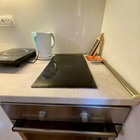 Center 1 * Ποντγορίτσα